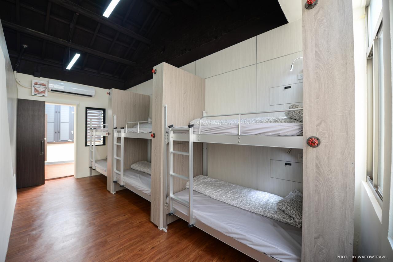 Rest Backpacker Hostel Tainan Exterior photo